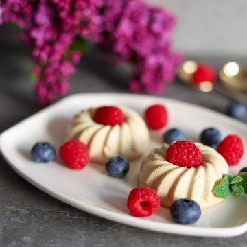 Anakardžių riešutų panakota (Panna cotta)
