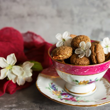 Sausainiai "Amaretti" su kakava